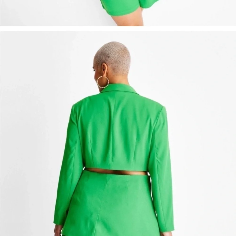 Green blazer - Picture 2 of 2